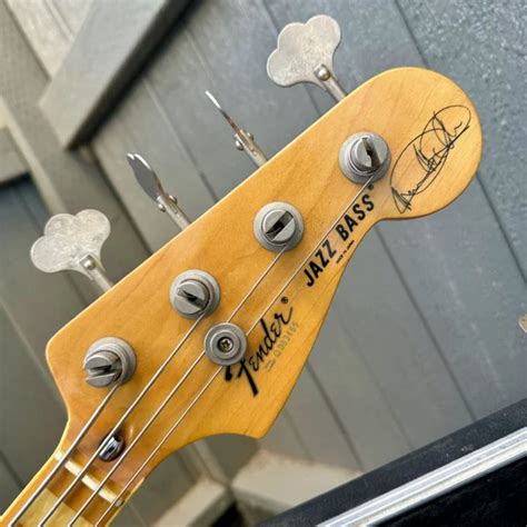 Fender Marcus Miller Artist Series Signature Jazz Bass Natural With Fender Hardcase I Want