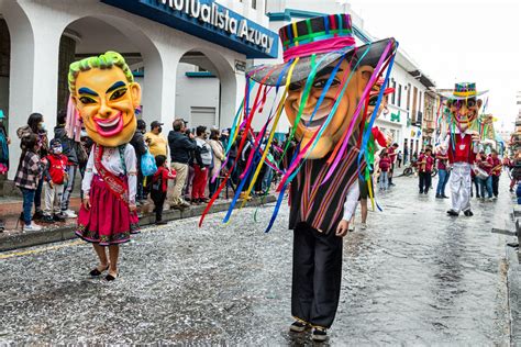 Carnaval Ecuatoriano Nuestras Alegres Tradiciones Megamaxi