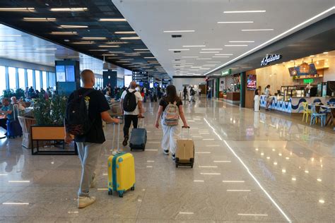 Aeroporto De Florian Polis Eleito O Melhor Do Brasil De Novo Saiba