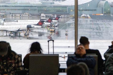 Winter Storm Causes Havoc Across Canada Disrupts Holiday Travel Ibtimes