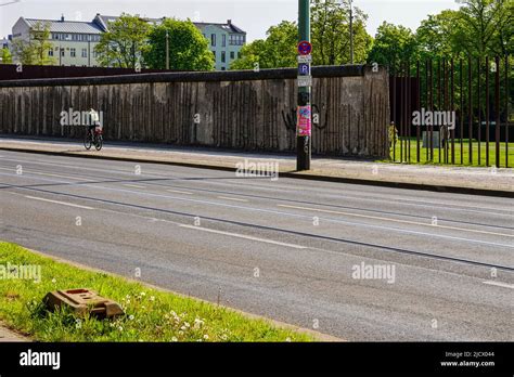 Ehemaliger Grenzstreifen Der Berliner Mauer Fotos Und Bildmaterial In