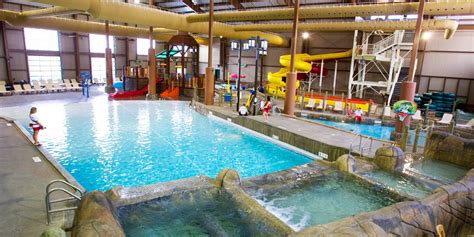 Hope Lake Lodge & Indoor Waterpark | Travelzoo