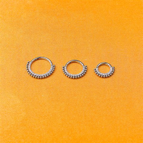 ASTM F136 Titanium CZ Stones Set On Hinged Segment Clicker Nose Rings