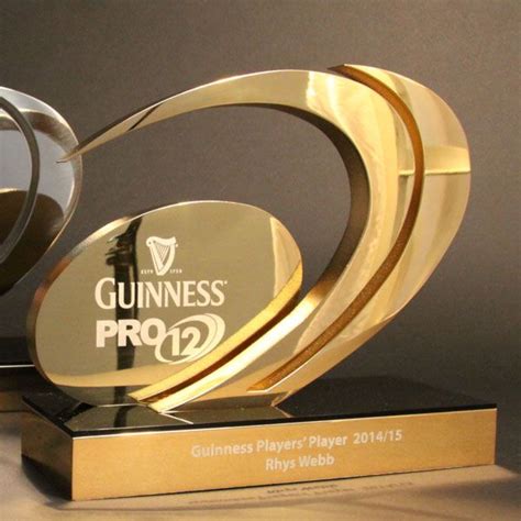 Gold Trophy Awards Bespoke Gold Trophies Manufacture Uk Efx