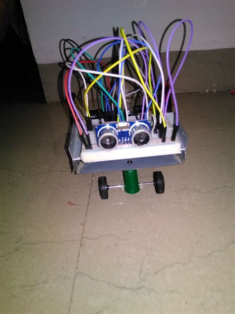 Obstacle Avoiding Arduino Car 3 Steps With Pictures Instructables