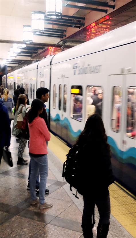 link light rail weekend closure platform  coming