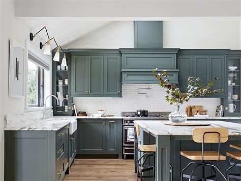 benjamin moore advance paint 3