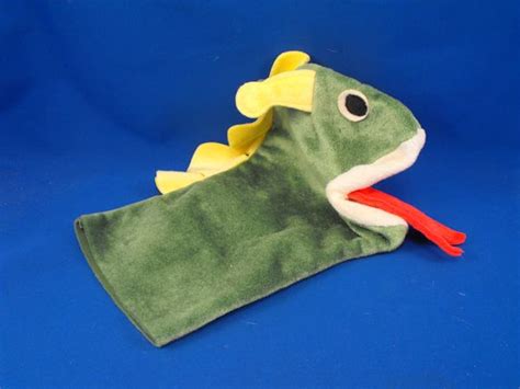 Baby Einstein Large Bard the Dragon Green Bath Hand Puppet