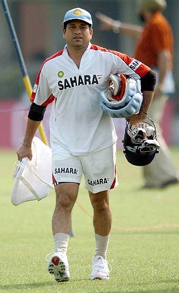 Sachin Tendulkar is ready for batting practice | ESPNcricinfo.com