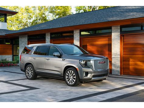 2021 GMC Yukon: 114 Exterior Photos | U.S. News