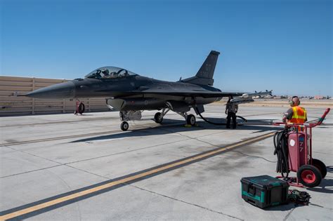 DVIDS Images Hot Pit Refueling Image 1 Of 8