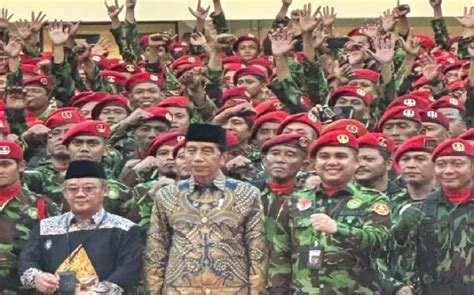 Apel Akbar Pasukan KOKAM Jokowi Ingatkan Pentingnya Pemimpin Berani