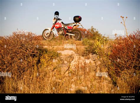 Suzuki dr 650 hi-res stock photography and images - Alamy