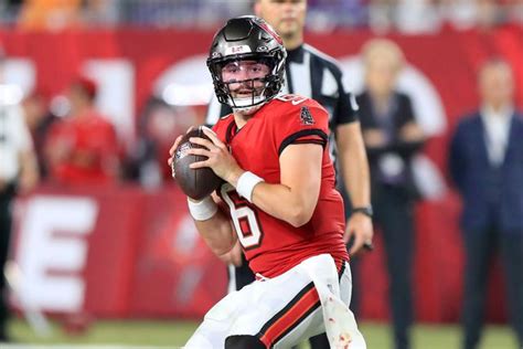 Buccaneers Quarterback Baker Mayfield Gets Called Out By Fans For