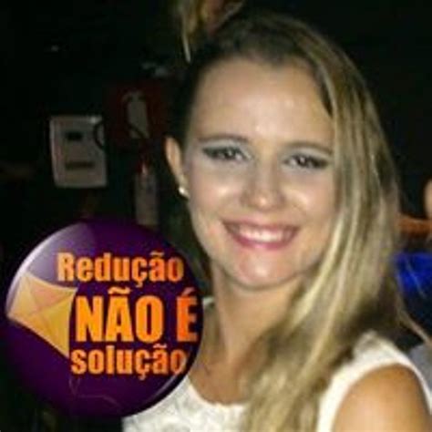 Stream Fernanda Menezes Music Listen To Songs Albums Playlists For