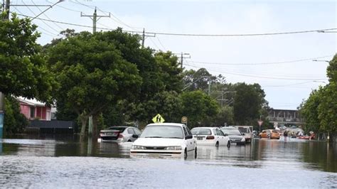 Extremwetter Drei Weitere Tote Bei Berschwemmungen In Australien