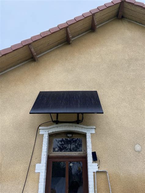 Installation D Un Panneau Solaire Autonome Photovoltaique Sud Est Dijon