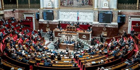 LAssemblée vote la nationalisation dEDF contre lavis de la majorité