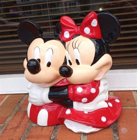 Mickey Minnie Mouse Hugging Westland Cookie Jar Disney Inspearations