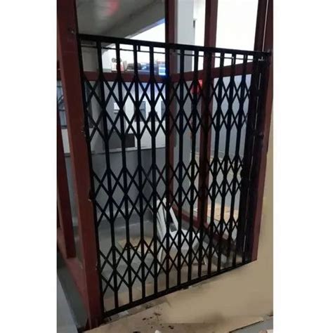 Sliding Black Mild Steel Manual Collapsible Gate For Residential And