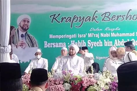 Ponpes Al Muhdi Krapyak Gelar Salawat Bersama Peringati Isra Miraj