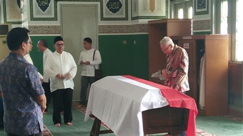 sosok  clean marie muhammad tribunnewscom