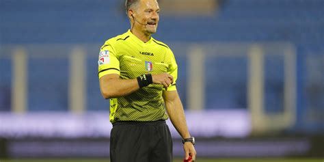 Serie B Arbitri Giacomelli Per Cosenza Monza Lecce Reggina Guida