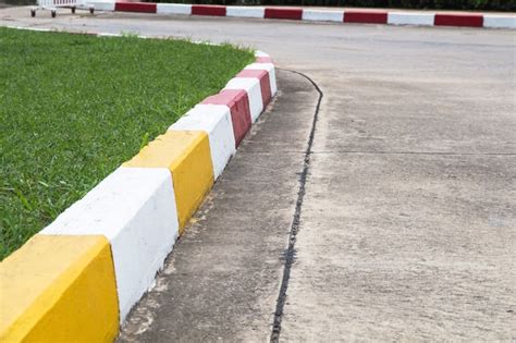 Premium Photo Footpath And Traffic Sign On Road In The Industrial Estate