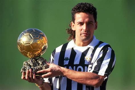 28 Dicembre 1993 Roberto Baggio Riporta Il Pallone D Oro In Italia