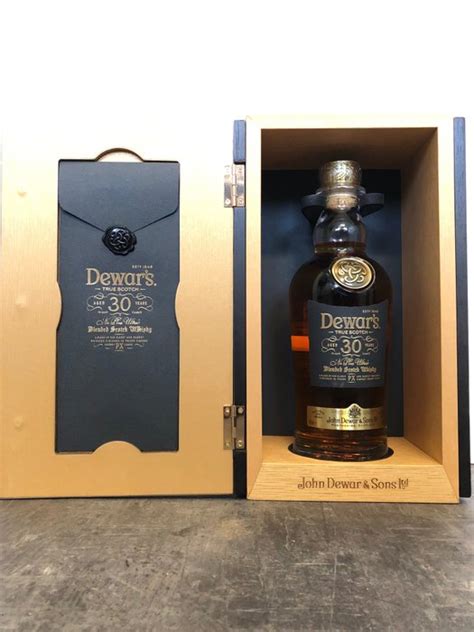 Dewars 30 Years Old Ne Plus Ultra 700ml Catawiki