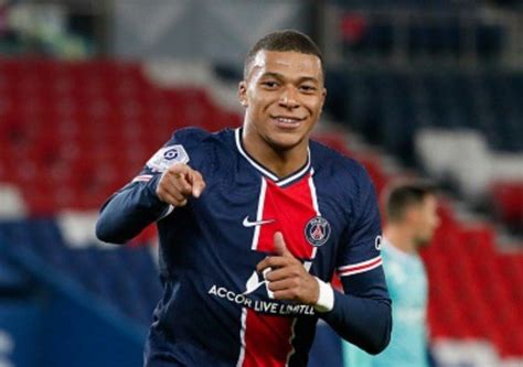 Mbapp Renova Psg Por Mais Dois Anos Diz Jornal M E Do Franc S