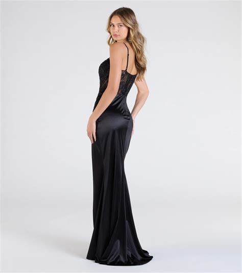 Lace Black Dresses & Windsor