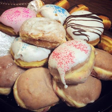 These 12 Donut Shops In Illinois Will Have Your Mouth Watering