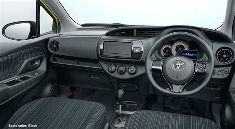 New Toyota Vitz Hybrid Cockpit picture, Driver seat photo