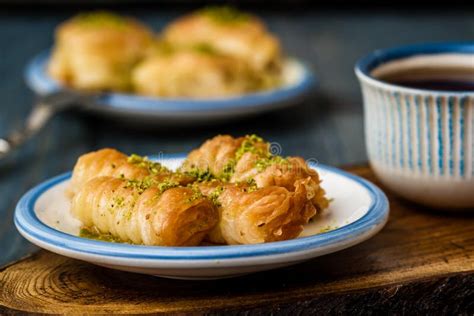 Postre Turco De Los Pasteles Del Pistacho Baklava Foto De Archivo