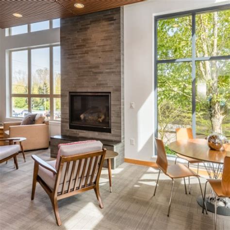 Thornton Place is a pet-friendly apartment community in Seattle, WA