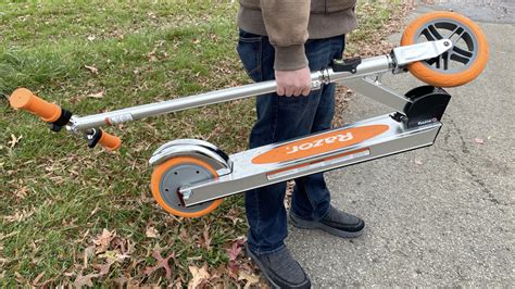 Razor Icon Electric Scooter Review Big Heavy And Fun