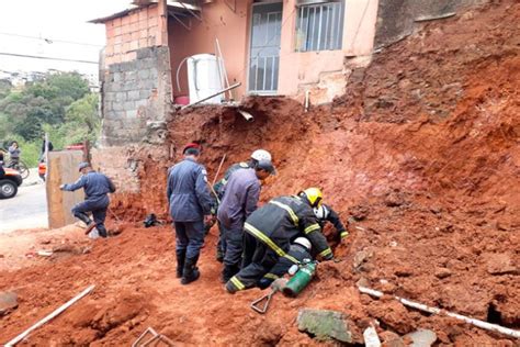 Servente De Pedreiro Morre Soterrado Em Obra