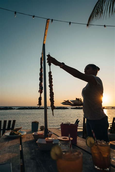 Mambo Beach Restaurants in Curaçao: Exploring Culinary Delights