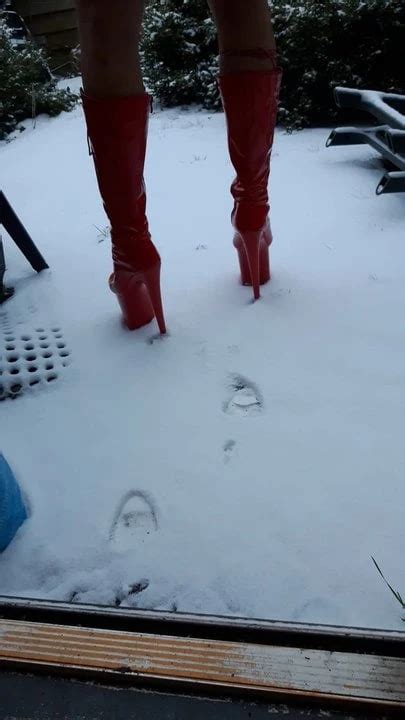 Dgb Sissy Cd Toma Un Enorme Anal Buttplug Xhamster