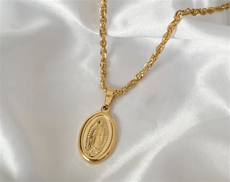 Gold Virgin Mary Necklace Virgin Mary Pendant Religious Necklace