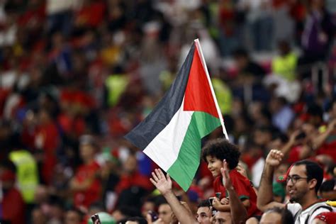 Foot LAlgérie va accueillir les matches de la Palestine et prendra