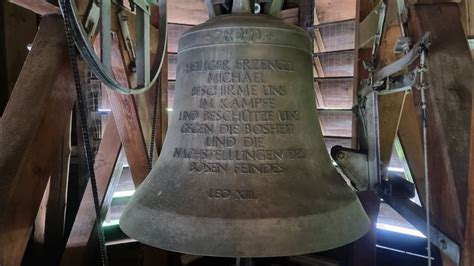 Katholische Kirche Heilig Kreuz Annaberg Buchholz Erzgebirge Glocke