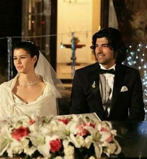 Pin De ENGIN BEREN En Fatmagul Y Kerim Boda Lo Prometo Vestido