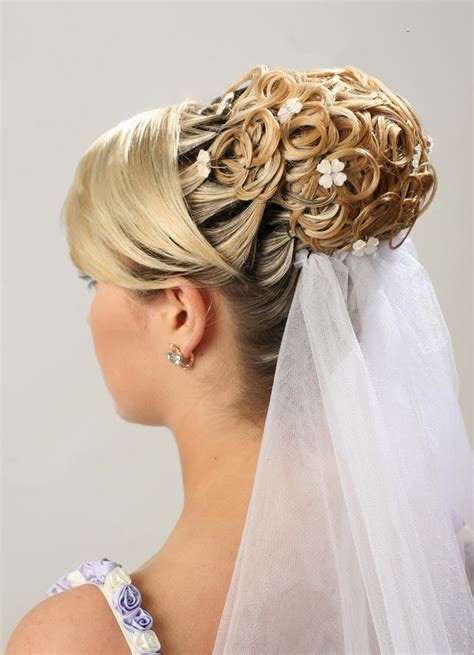 Bride-HairStyle-2011-2012-4 - 2053 - The Wondrous Pics