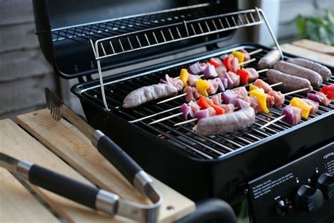 The 6 Best Gas Grills Under $1000 to Buy in 2018