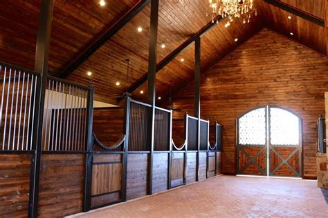 Home Luxury Horse Arenas Luxury Horse Stables Beautiful Horse