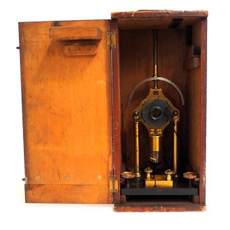 Scientific Instrument In Wooden Case Has Wd Mark On Base Stands 15