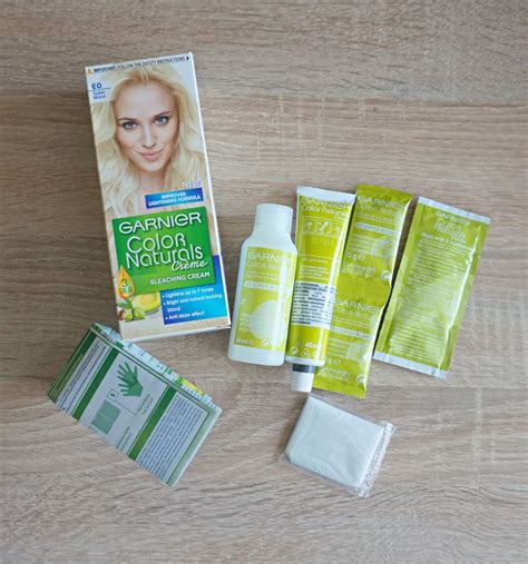 Garnier Color Naturals Creme Bleaching Cream - E0 Super Blond ...