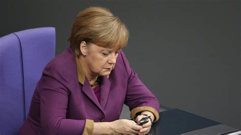 Nsa Skandal Bundesanwalt Beginnt Ermittlung Wegen Merkels Handy Zeit